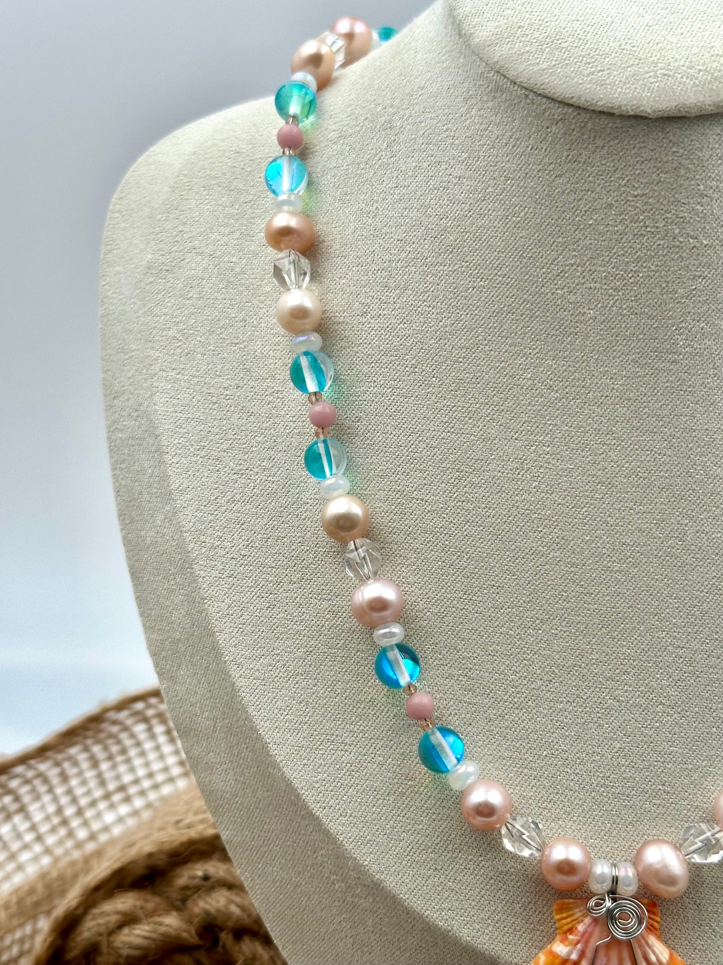 ☀️ Golden Sunrise - Hawaiian Sunrise Shell Necklace